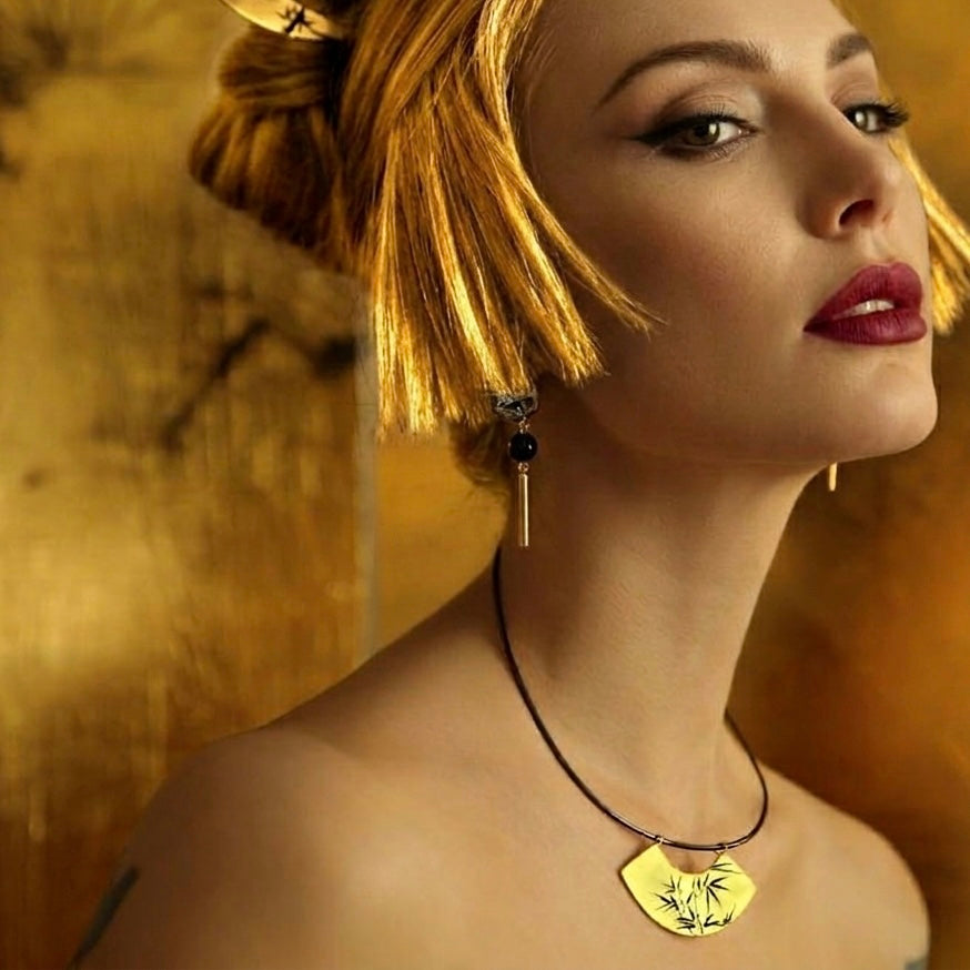 Fan Panel Necklace Hand-Painted Gilded Fan Pendant Choker  Modern Oriental Lacquer Art Jewelry