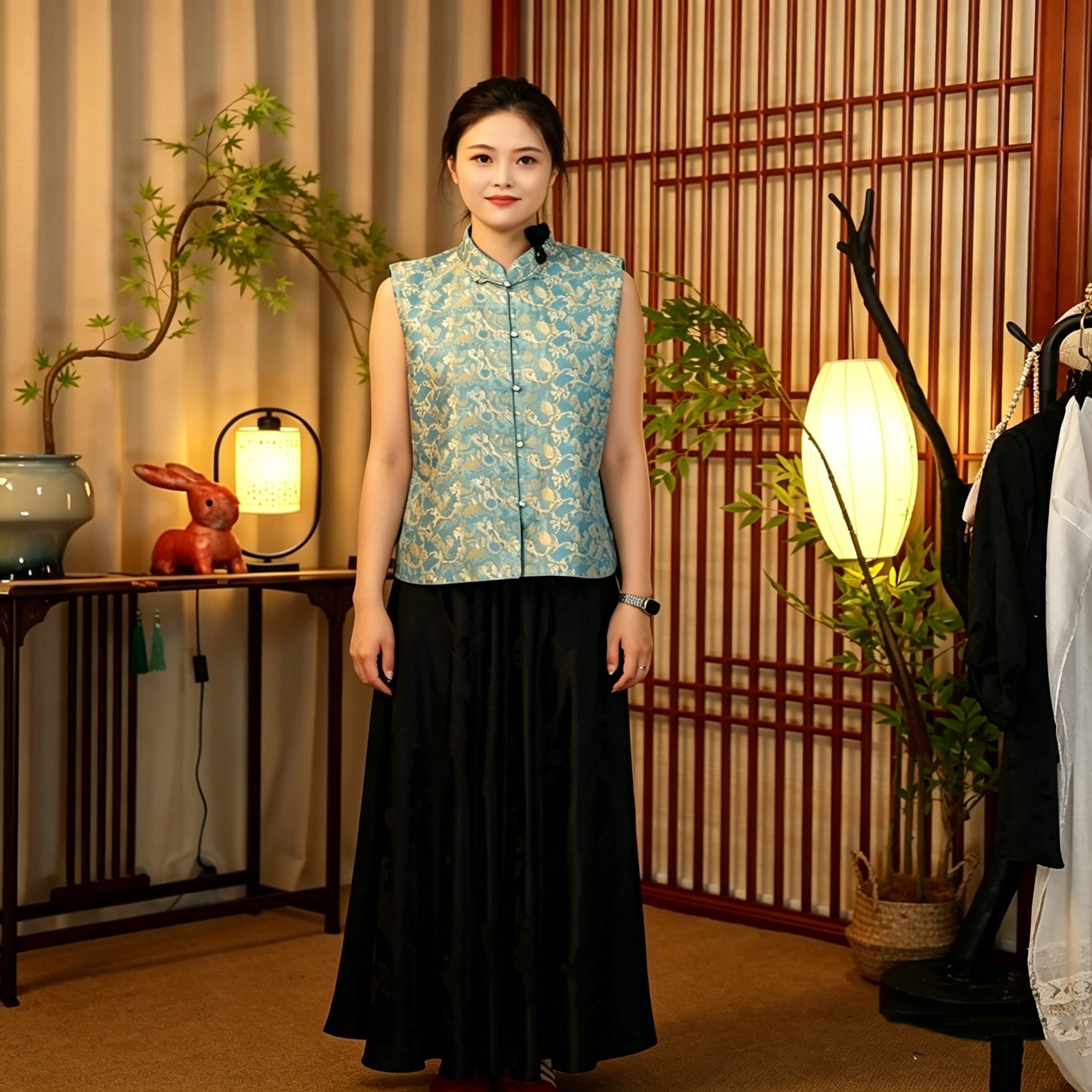 Round Neck Button-Front Stylish Shu Brocade Cheongsam Top